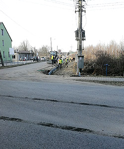 Kozienice, połączenie chodnikow starego z nowym